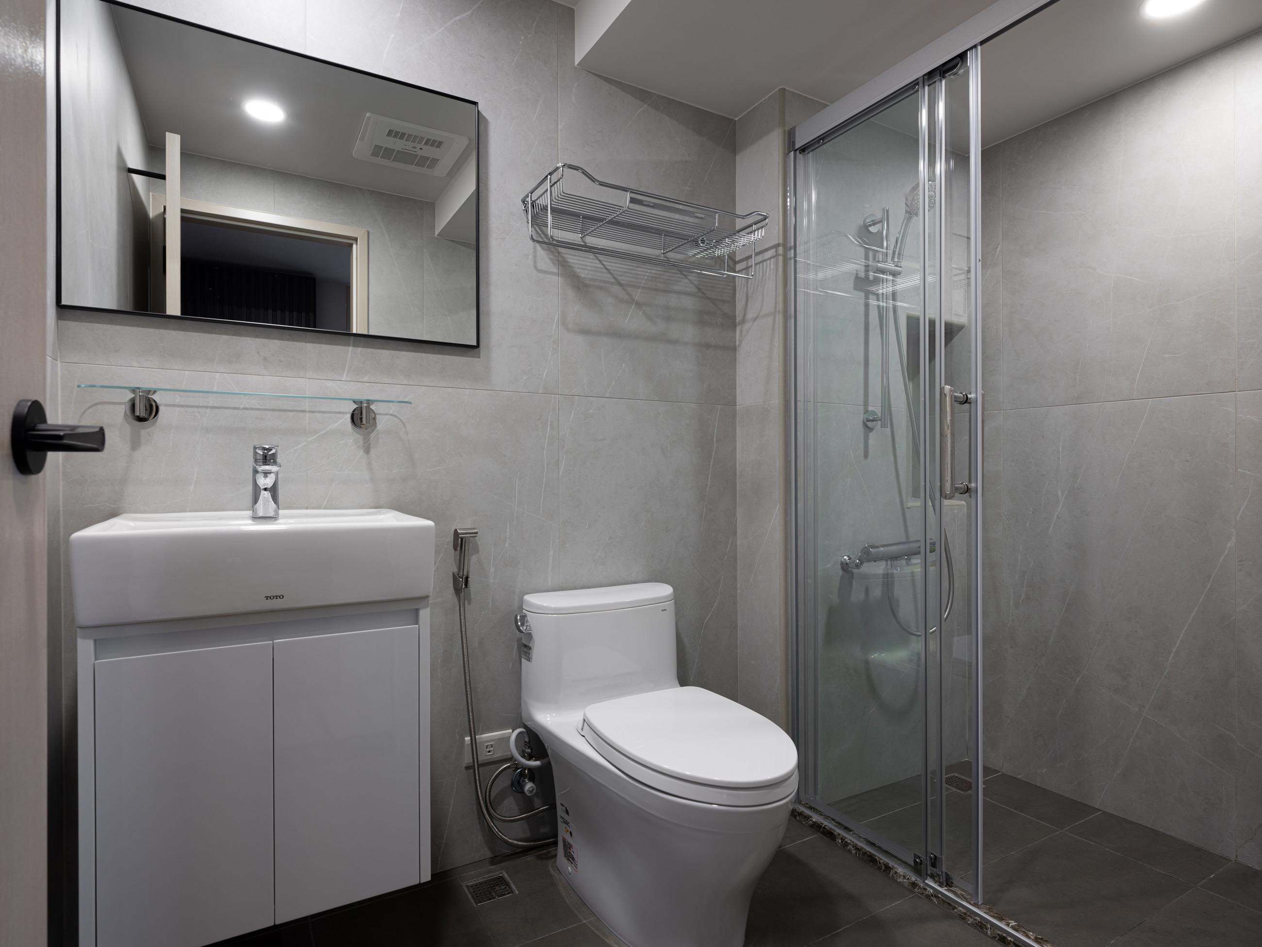 DF5DB035-0FB4-4BD5-8D9A-C4618F1771C8